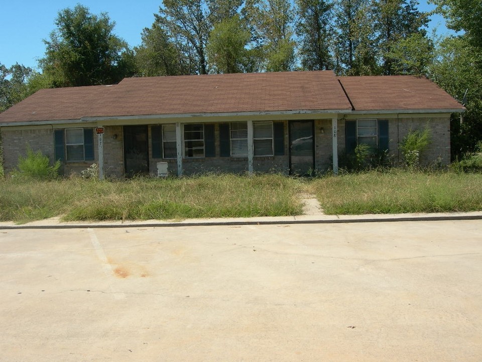 1508 Rustic Ln in Hartselle, AL - Building Photo