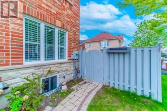 3 Sivyer Crescent in Ajax, ON - Building Photo - Building Photo