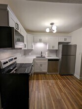 437 Pleasant St SE, Unit Apt. 1 in Grand Rapids, MI - Building Photo - Building Photo