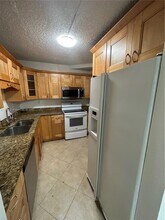 4394 NW 9th Ave in Pompano Beach, FL - Building Photo - Building Photo
