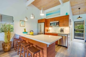 4435 Lower Honoapiilani Rd in Lahaina, HI - Building Photo - Building Photo