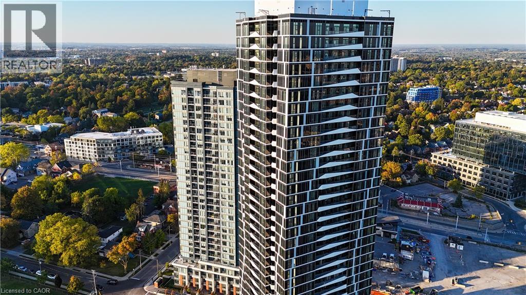 25 Wellington St S in Kitchener, ON - Building Photo