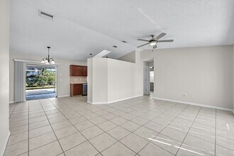1018 Presque Isle Dr in Port Charlotte, FL - Building Photo - Building Photo
