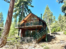 5822 Victoria Rd in Carnelian Bay, CA - Building Photo