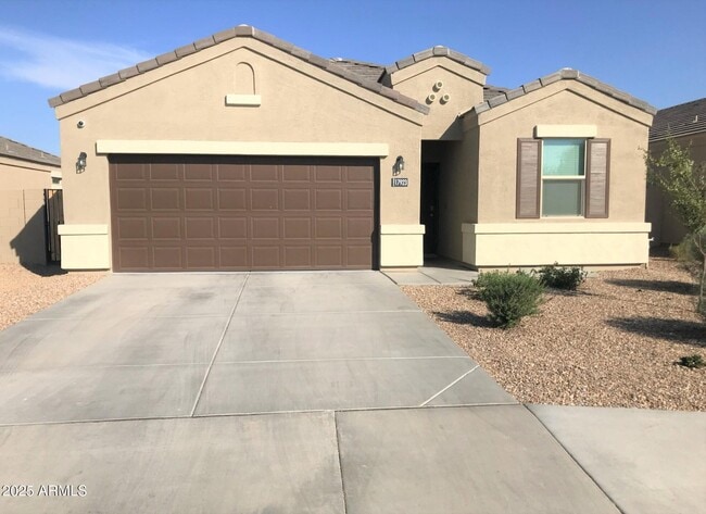 property at 17923 N Pietra Rd