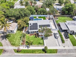 1837 NE 48th Ct in Pompano Beach, FL - Building Photo - Building Photo