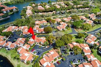 5887 Fox Hollow Dr in Boca Raton, FL - Building Photo - Building Photo