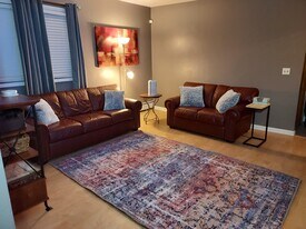 44 Winchester Ave, Unit 1st floor furnished in New Haven, CT - Building Photo