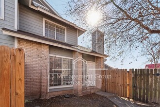 6710 Windsor Hollow Dr in San Antonio, TX - Building Photo - Building Photo