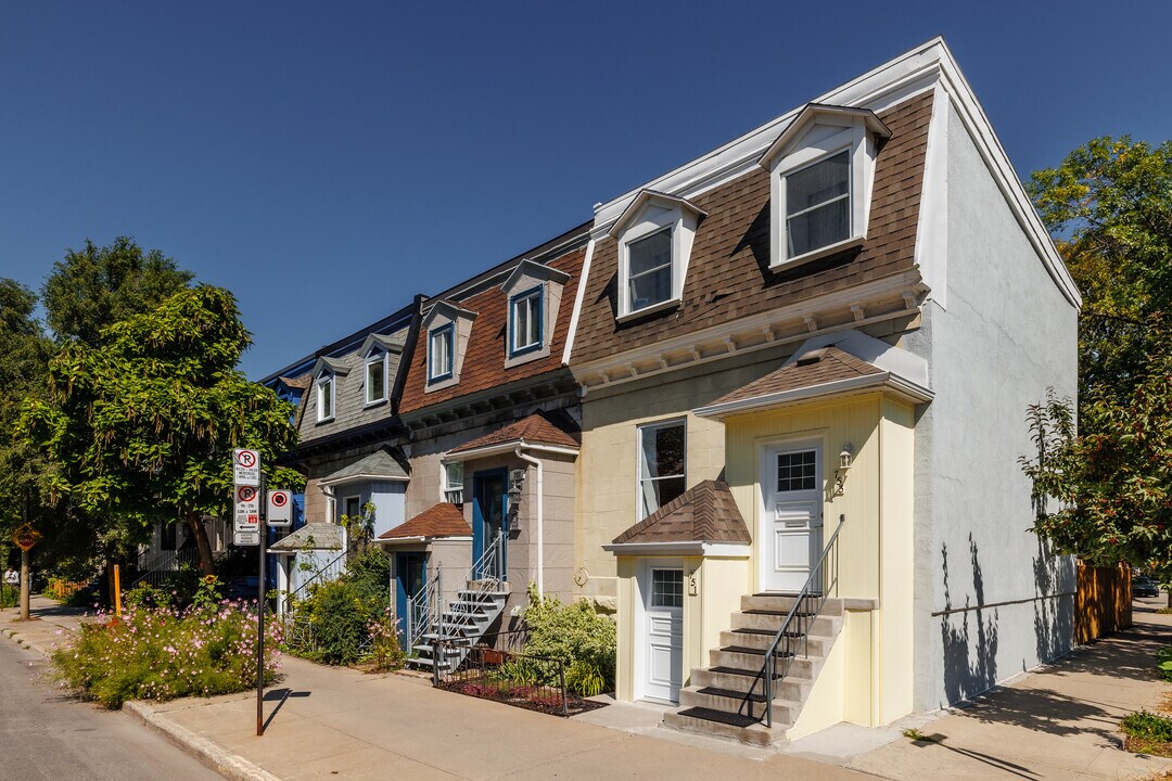 769 Georges-Vanier Boul in Montréal, QC - Building Photo