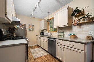 575 S South Long Lake Rd in Traverse City, MI - Building Photo - Building Photo