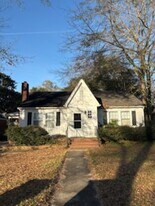 703 Harrold Ave in Americus, GA - Building Photo