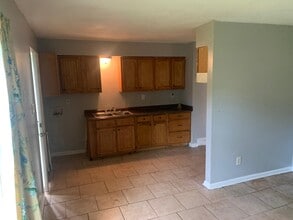 1040 Canary Ln in Memphis, TN - Building Photo - Building Photo