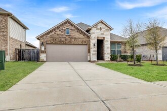 1225 Antelope Passing Dr in Montgomery, TX - Building Photo - Building Photo