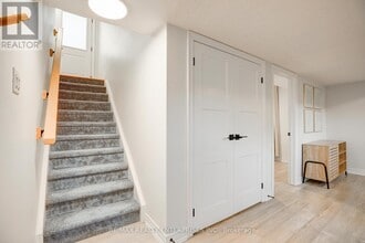 29 Maidens Cres in Collingwood, ON - Building Photo - Building Photo