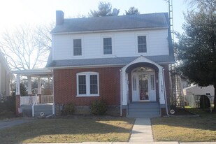 11026 Roessner Ave in Hagerstown, MD - Building Photo