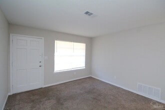 10151 Guidy Ln in Pensacola, FL - Building Photo - Building Photo