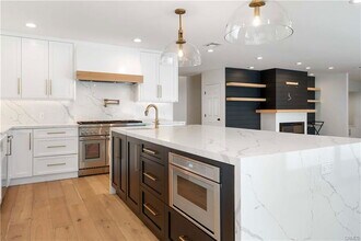 5406 Rhea Ave in Los Angeles, CA - Building Photo - Building Photo