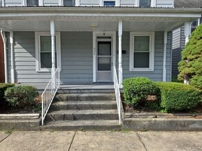 552 E King St in Chambersburg, PA - Building Photo - Building Photo