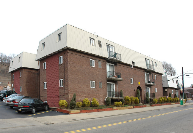 1704-1710 Main St in Pittsburgh, PA - Foto de edificio - Building Photo