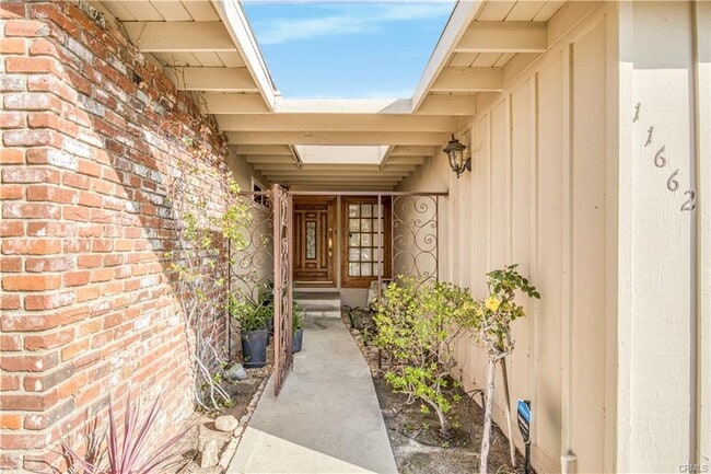 11662 Curry Ave in Los Angeles, CA - Building Photo - Building Photo