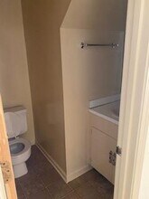 112 W Calhoun St-Unit -4 in Sumter, SC - Foto de edificio - Building Photo