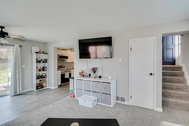 23 Park Pl, Unit 2