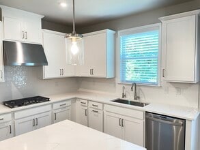 5975 Stargazer Way in Cumming, GA - Building Photo - Building Photo