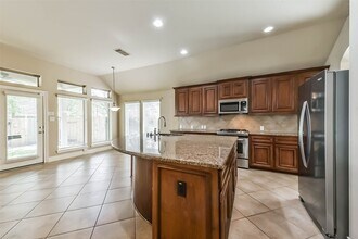 13010 Gentle Water Dr in Houston, TX - Building Photo - Building Photo