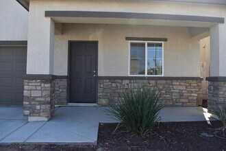 4238 Freemark Ave in Merced, CA - Building Photo - Building Photo