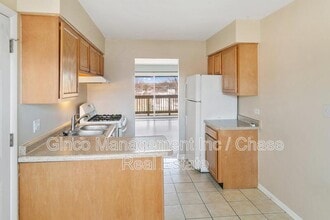 18124 66th Ave in Tinley Park, IL - Building Photo - Building Photo