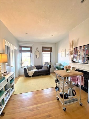 566 Columbus Ave, Unit 5 in Boston, MA - Building Photo - Building Photo