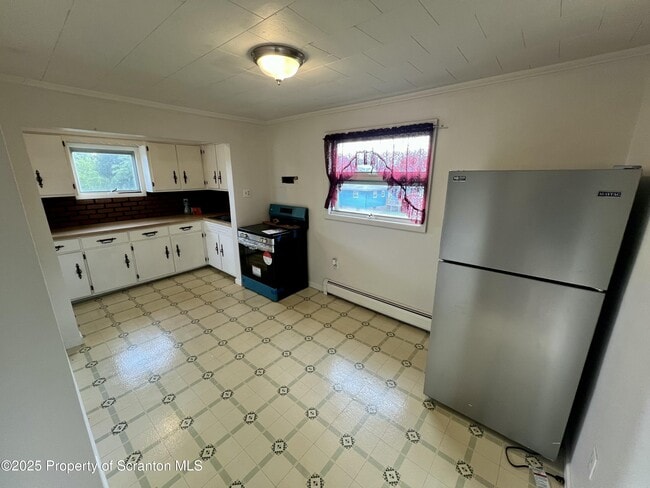 property at 106 Upper Powell St