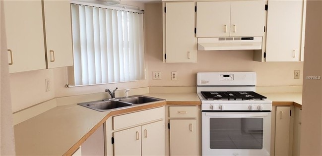 2979 Day Rd-Unit -D in Deltona, FL - Building Photo - Building Photo