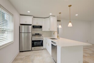 372 Piedmont H in Delray Beach, FL - Building Photo