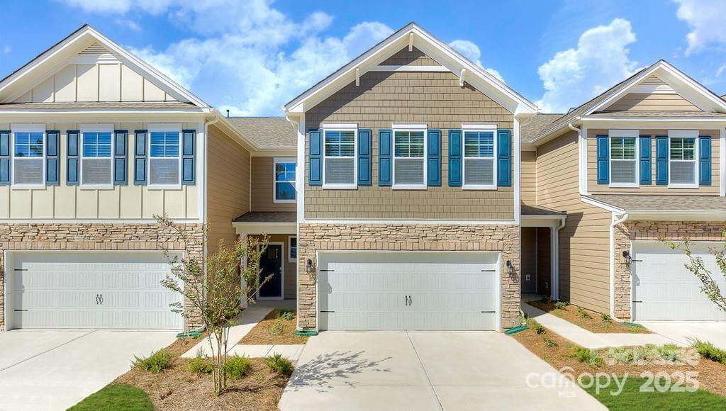 4114 Steel Wy in Lake Norman of Catawba, NC - Building Photo