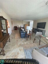 1201 River Reach Dr in Fort Lauderdale, FL - Building Photo - Building Photo