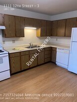 1111 12th St in Baraboo, WI - Building Photo