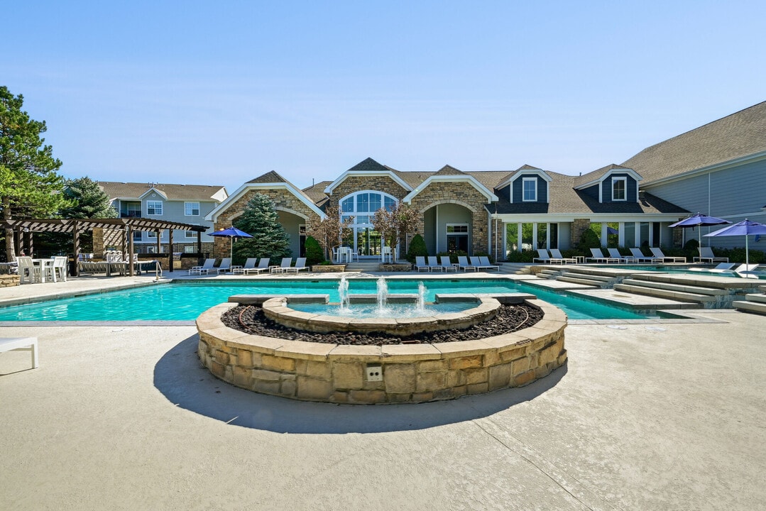 Retreat at Park Meadows in Littleton, CO - Foto de edificio