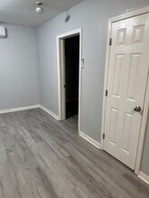 2332 Keith St in Tallahassee, FL - Foto de edificio - Building Photo