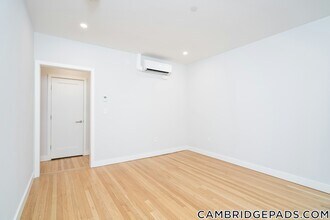 19A Forest St, Unit 32 in Cambridge, MA - Building Photo - Building Photo