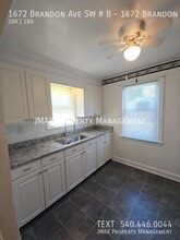 1672 Brandon Ave SW in Roanoke, VA - Building Photo - Building Photo