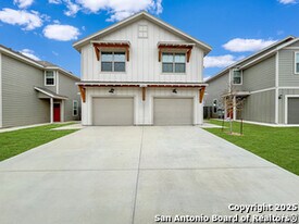 13862 Enzo Gate in San Antonio, TX - Building Photo