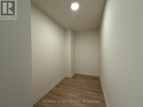 181 Sterling Rd in Toronto, ON - Building Photo - Building Photo