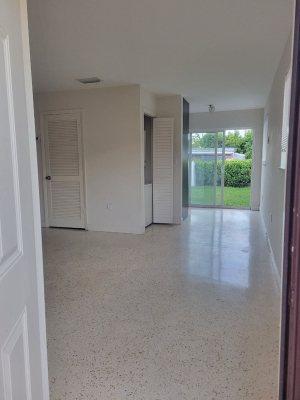property at 628 W 17th St