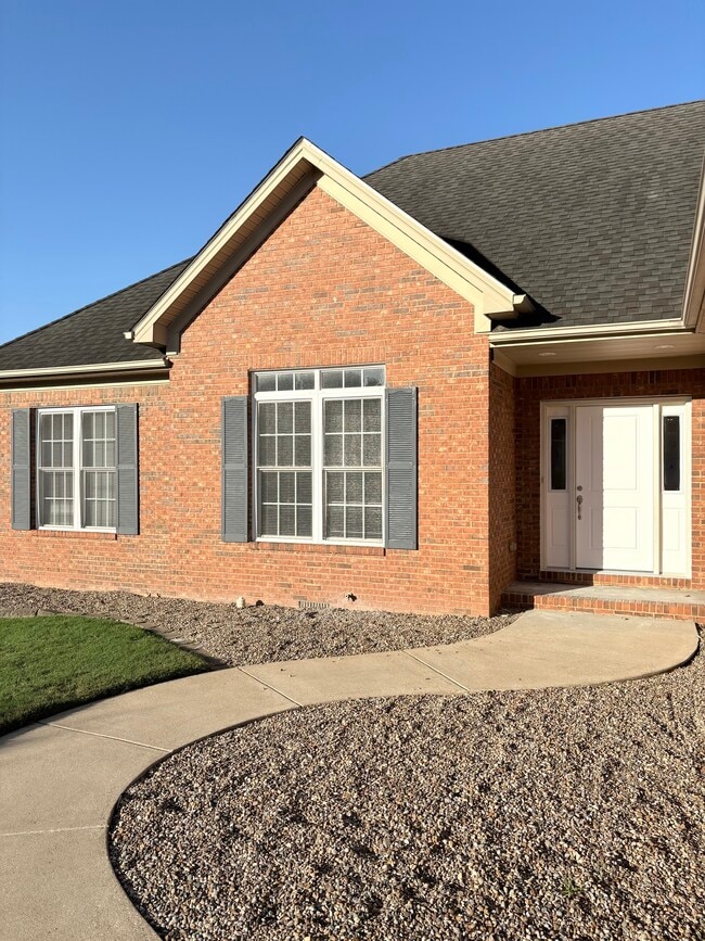 2635 Danhaven Dr in Bowling Green, KY - Building Photo - Building Photo