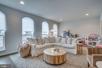 518 Triggerfish Dr in Forest Heights, MD - Building Photo - Building Photo