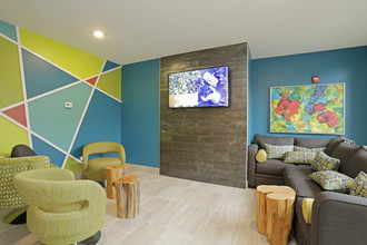 Metro 59 Apartments in Aurora, IL - Building Photo - Lobby