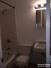 272 Newbury St, Unit 6 in Boston, MA - Foto de edificio - Building Photo