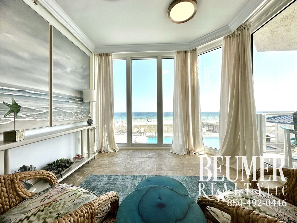 13335 Johnson Beach Rd in Pensacola, FL - Building Photo